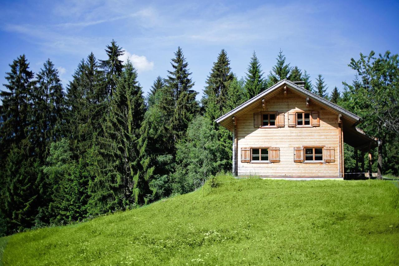 Alpenapart Montafon - Bitschweil Huesle Schruns Buitenkant foto
